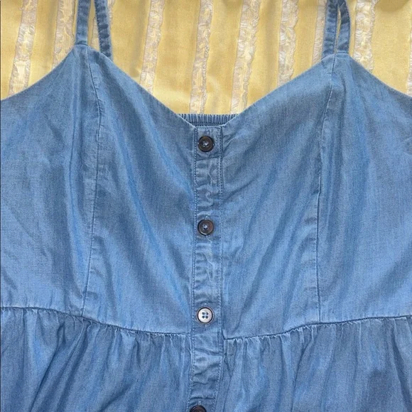 Old Navy Chambray Button-Front Fit & Flare Cami Dress - Picture 4 of 9
